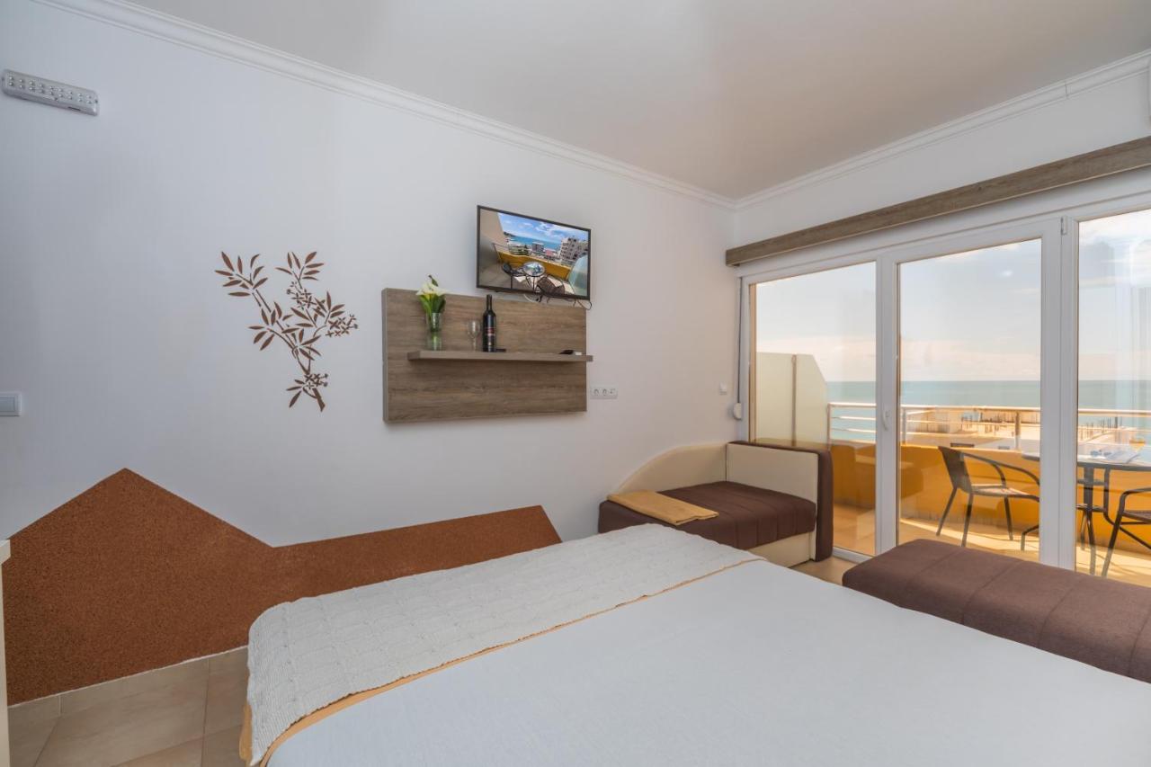 Apartments Dobra Voda Exterior photo