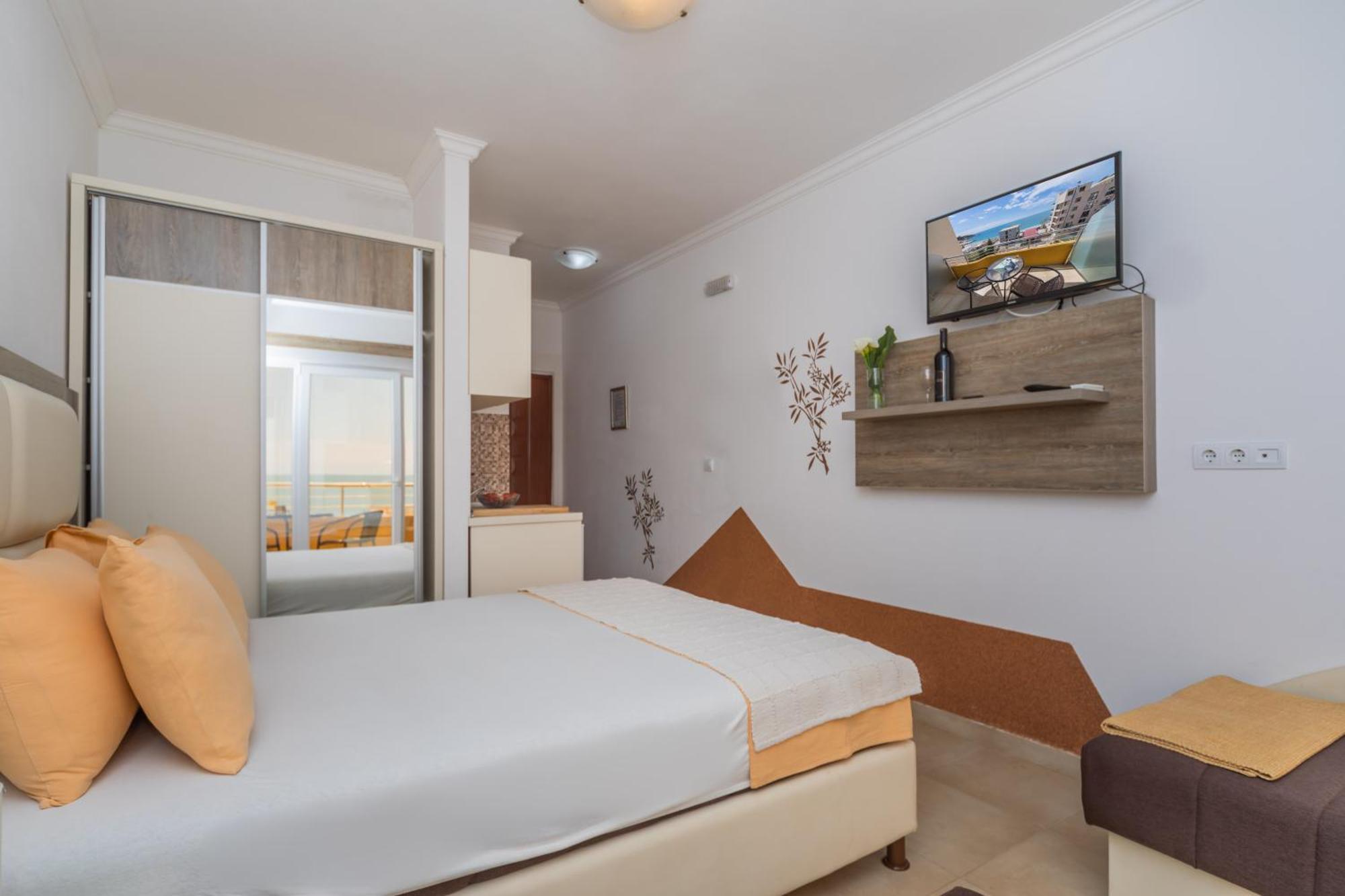 Apartments Dobra Voda Room photo